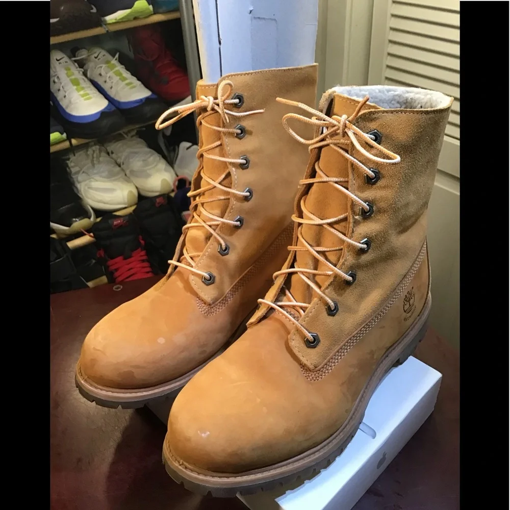 Timberland 6 Inch Basic WaterproofWinter boots. Get ready for the winter.